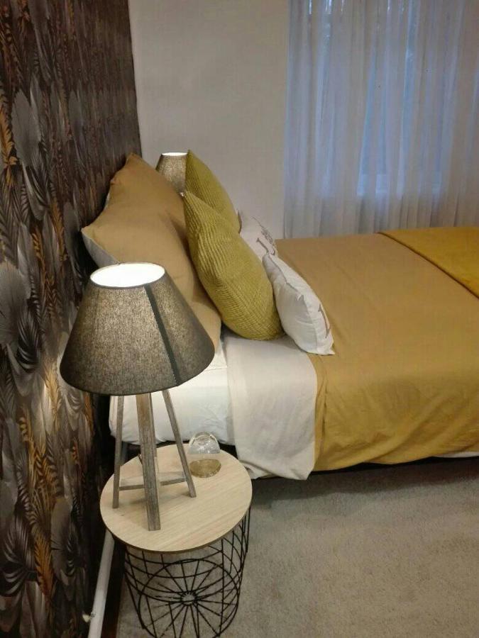 Bed and Breakfast L'Esquilon Chambre D'Hote Thiat Zewnętrze zdjęcie